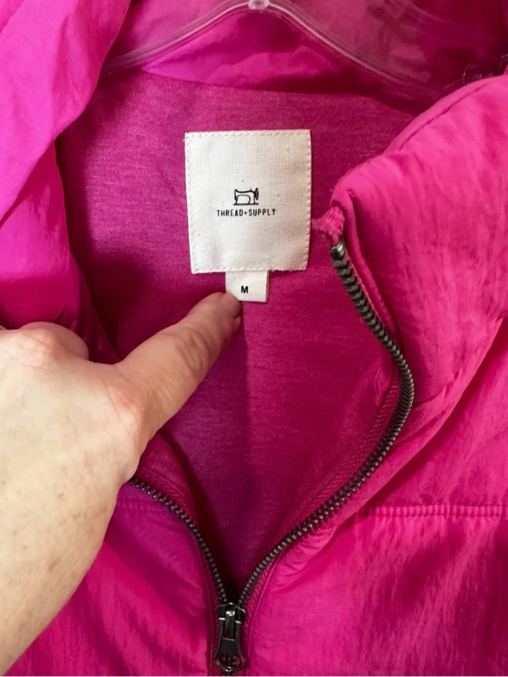 Thread & Supply‎ cropped Pink Puffer Vest size M